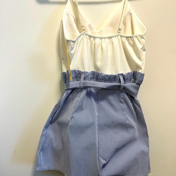 Brand New Ladies European Jumpsuit - Picture 3 of 9
